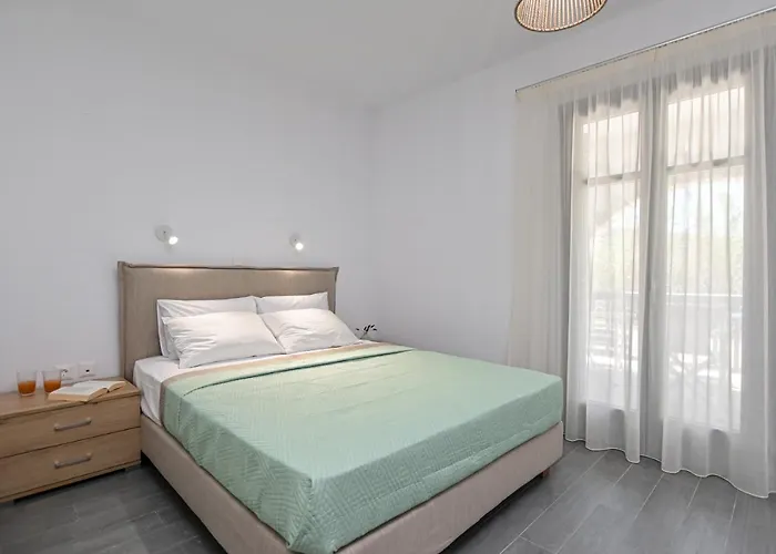 Vive Mare Ii Apartmanhotel Pláka